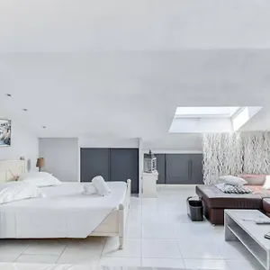 Duplex Avec Vue Sur Et Piscine Cannes