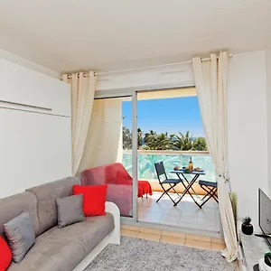 Sea Side Yourhosthelper Cannes
